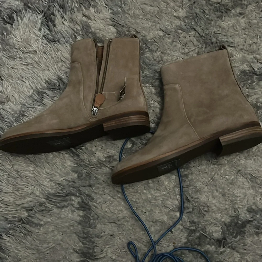 NEW: Gentle Souls “Terran” Boots- size 7 (fits like a 6.5) - Picture 3 of 8